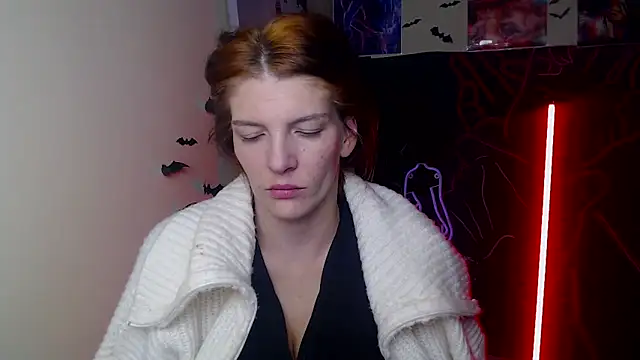 VanessaRey  online show from 11-17-25, 05:55