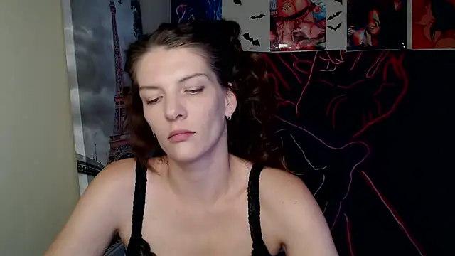 VanessaRey  online show from 10-08-25, 06:15