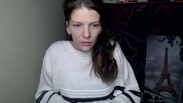 VanessaRey  online show from 10-10-25, 05:30