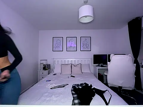 Missalex xo online show from 10-17-25, 07:48