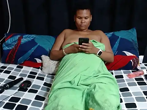 Snapshot of AriesCake chatting on 03-21-25, 09:01 AriesCake online show from 03-21-25, 09:01