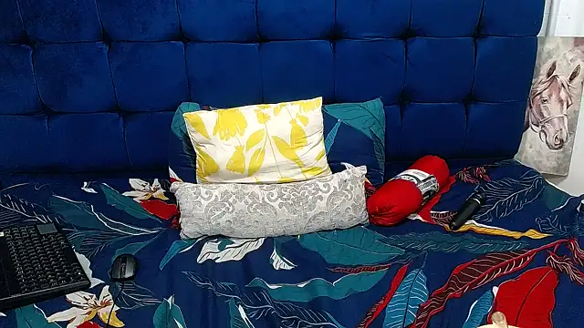 AriesCake online show from 02-22-26, 01:46