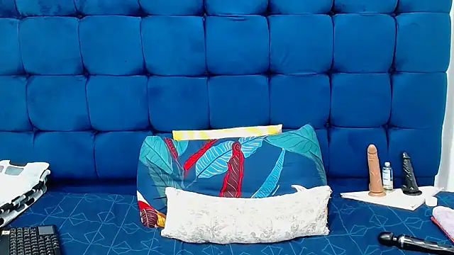 AriesCake online show from 02-11-26, 07:58