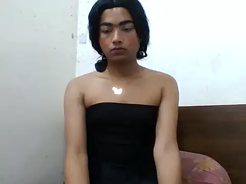 lilysstone12 online show from 12-13-25, 08:04