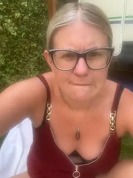 lady gloria69 online show from 05-29-26, 07:47