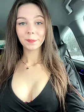 MilaBee online show from 12-01-25, 08:26