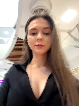 MilaBee online show from 10-16-25, 05:59