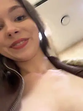 MilaBee online show from 10-08-25, 09:44