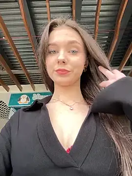 MilaBee online show from 10-03-25, 08:05