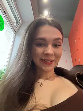 MilaBee online show from 05-31-26, 11:49