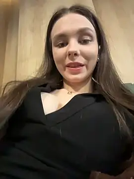 MilaBee online show from 03-02-26, 05:08