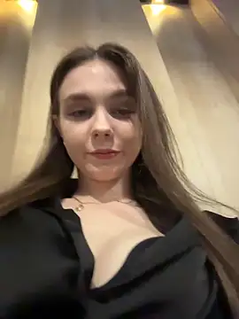 MilaBee online show from 02-16-26, 10:58