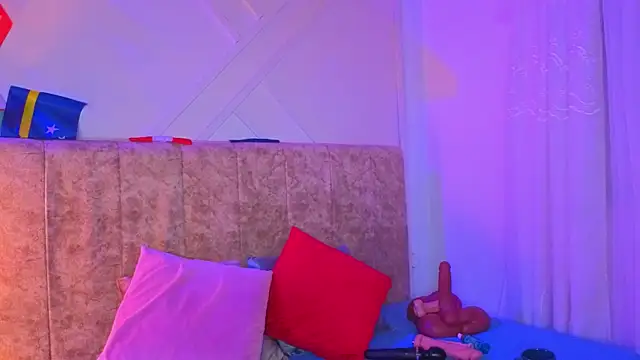 angelinarouse  online show from 07-09-26, 08:19