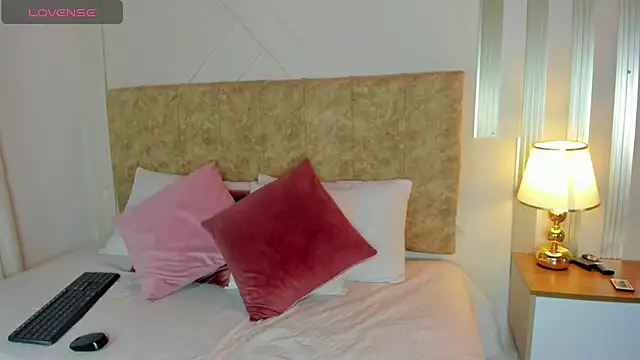 angelinarouse  online show from 09-14-25, 02:34