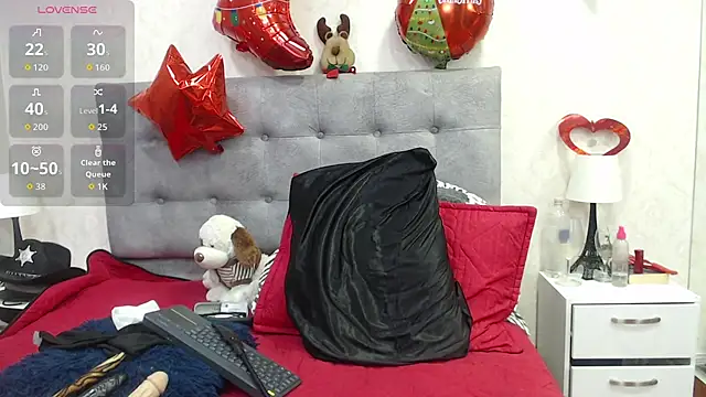 ScarlettGreen  online show from 12-05-25, 11:42