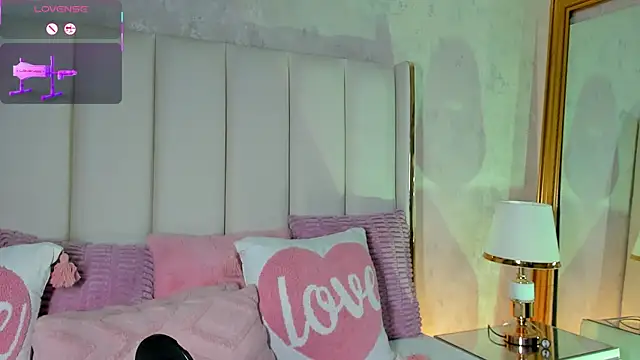 AriaJonnes  online show from 01-10-26, 02:23