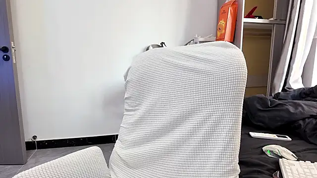 Rainbow-sweet online show from 04-13-26, 07:23