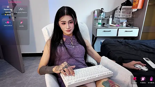 Rainbow-sweet online show from 04-15-26, 06:30