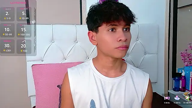 Ethan Westt online show from 03-25-26, 08:41