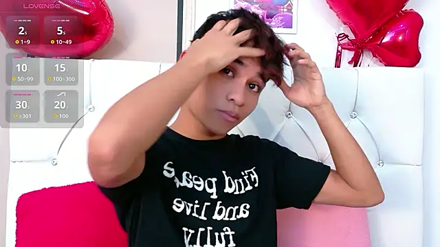 Ethan Westt online show from 03-02-26, 09:11