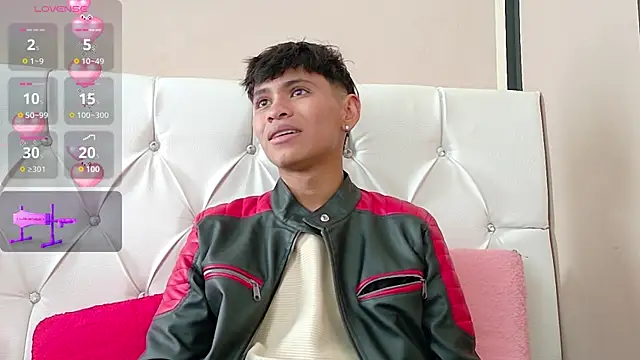 Ethan Westt online show from 10-28-25, 08:41