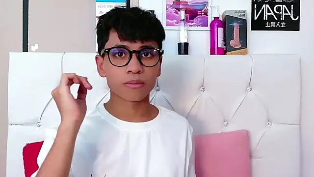 Ethan Westt online show from 02-03-26, 08:25