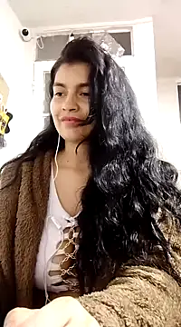 Snapshot of AlanaHotxx chatting on 03-20-25, 07:47 AlanaHotxx online show from 03-20-25, 07:47
