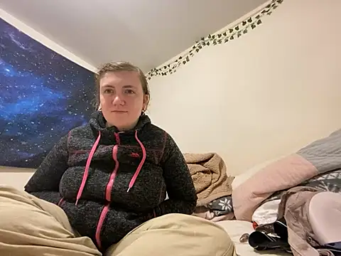 Snapshot of ShereeJenkins chatting on 03-17-25, 06:53 ShereeJenkins online show from 03-17-25, 06:53