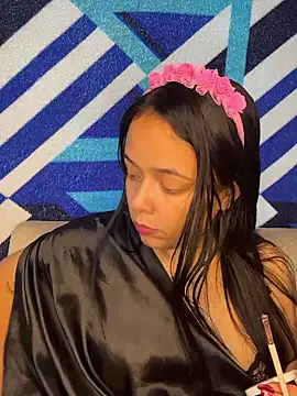 Deepika padukoneNisha online show from 01-13-26, 02:54