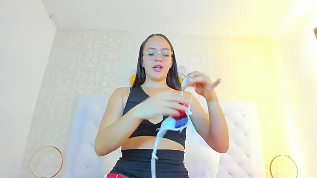 debora scoot online show from 12-15-25, 10:54