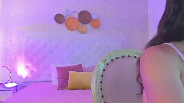 Snapshot of debora_scoot chatting on 10-22-25, 10:25 debora scoot online show from 10-22-25, 10:25