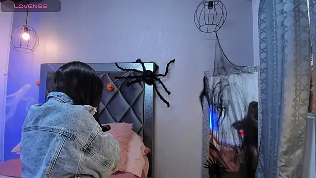 Danna williamss online show from 10-26-25, 11:43