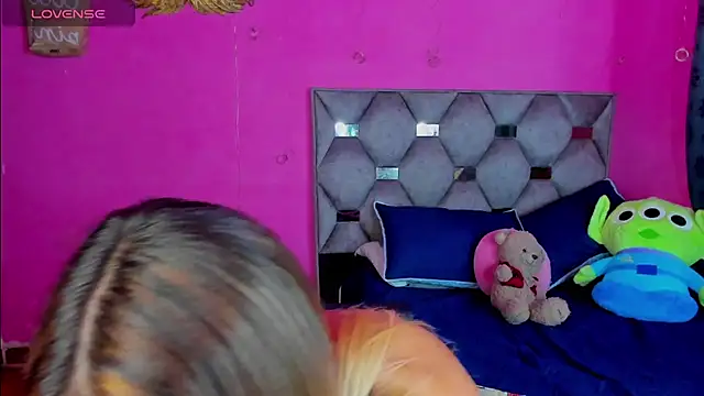 Snapshot of hanna_tss chatting on 05-15-26, 09:29 hanna tss online show from 05-15-26, 09:29