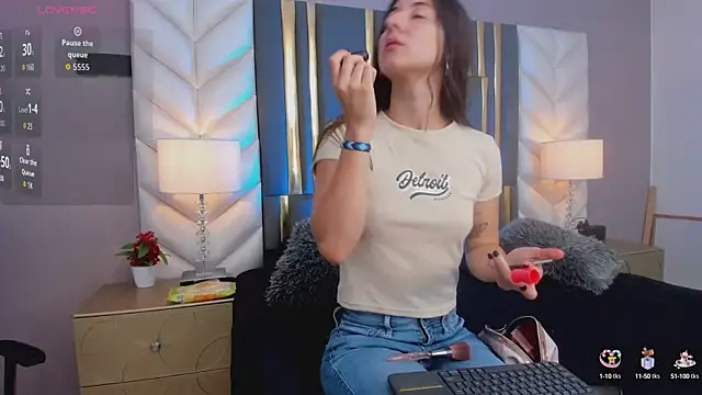 SaraJonness online show from 09-09-25, 12:36