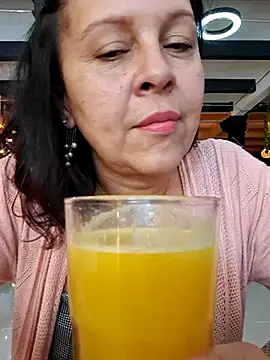 Snapshot of Amadamilf1980 chatting on 09-23-25, 02:46 Amadamilf1980 online show from 09-23-25, 02:46