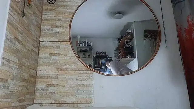 Snapshot of Amadamilf1980 chatting on 11-09-25, 01:26 Amadamilf1980 online show from 11-09-25, 01:26