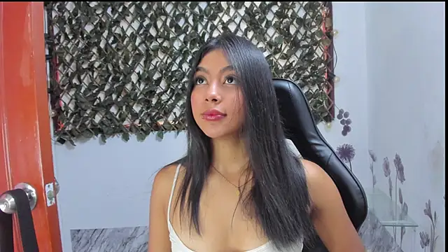 Sarahbrowm  online show from 10-03-25, 05:25
