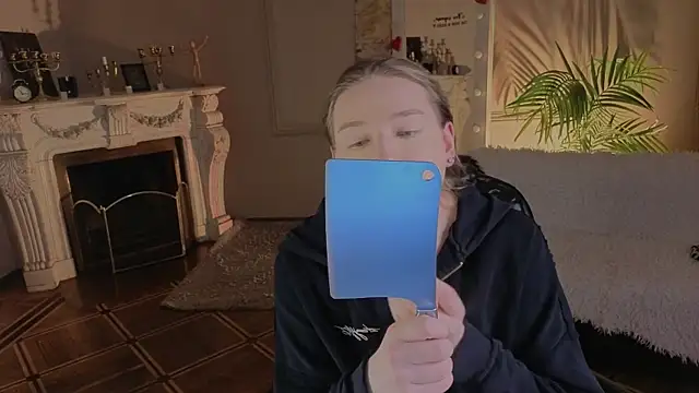 Jes Solar online show from 04-12-26, 06:55