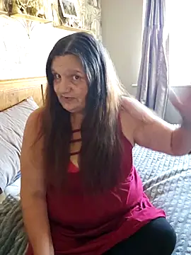 MissQueenBeex online show from 09-25-25, 03:29