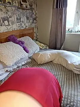 MissQueenBeex online show from 01-11-26, 01:29