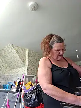 MissQueenBeex online show from 11-09-25, 01:04