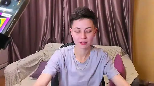 CHARM  online show from 03-21-25, 05:12