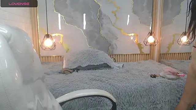 nei girl online show from 09-25-25, 01:28