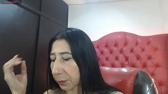 Snapshot of nei_girl chatting on 07-18-26, 12:14 nei girl online show from 07-18-26, 12:14