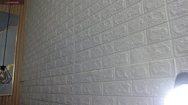 nei girl online show from 03-26-26, 11:30