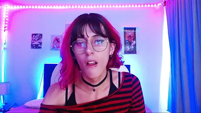 goth minerva online show from 11-25-25, 01:22