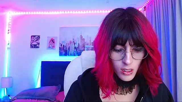 goth minerva online show from 11-23-25, 01:21