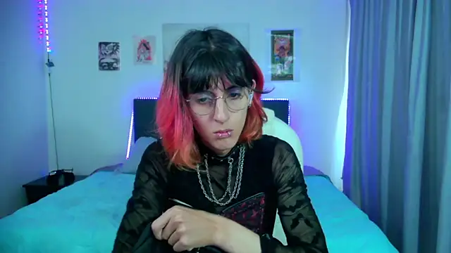 goth minerva online show from 03-25-26, 01:32