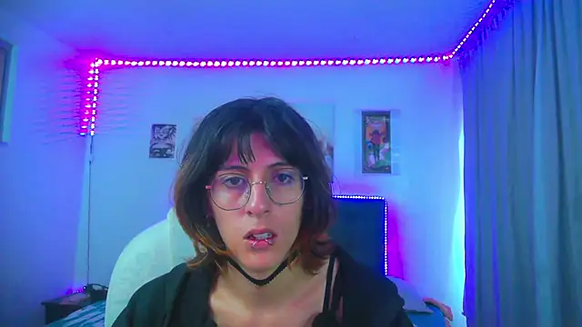 goth minerva online show from 07-08-26, 01:34