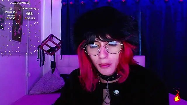 goth minerva online show from 11-13-25, 03:16